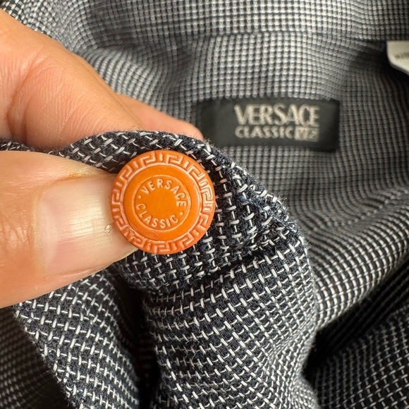 VERSACE Classic V2 Men’s Button Down Long Sleeve - Picture 5 of 10